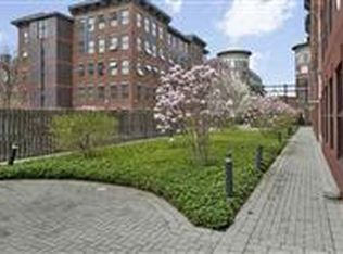 812 Grand St #2, Hoboken, NJ 07030