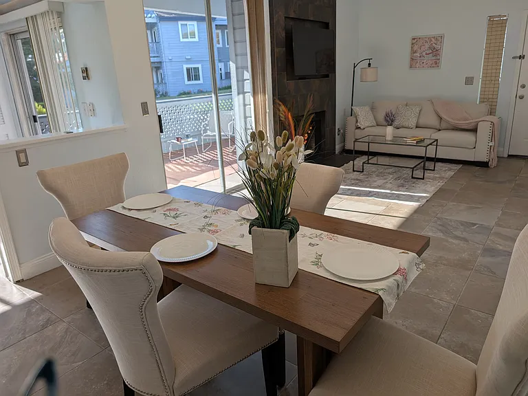 429 Cork Harbour Cir — Photo 4