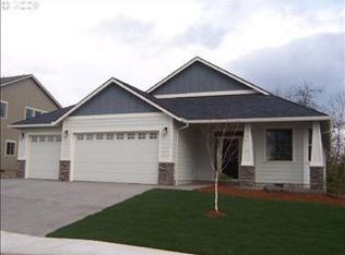 514 N 8th Pl, Carlton, OR 97111