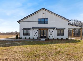 1807 Three Island Rd, Walling, TN 38587