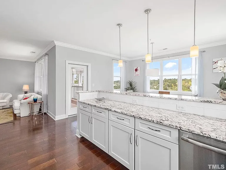 1034 Waterford Lake Dr #1034 — Photo 12