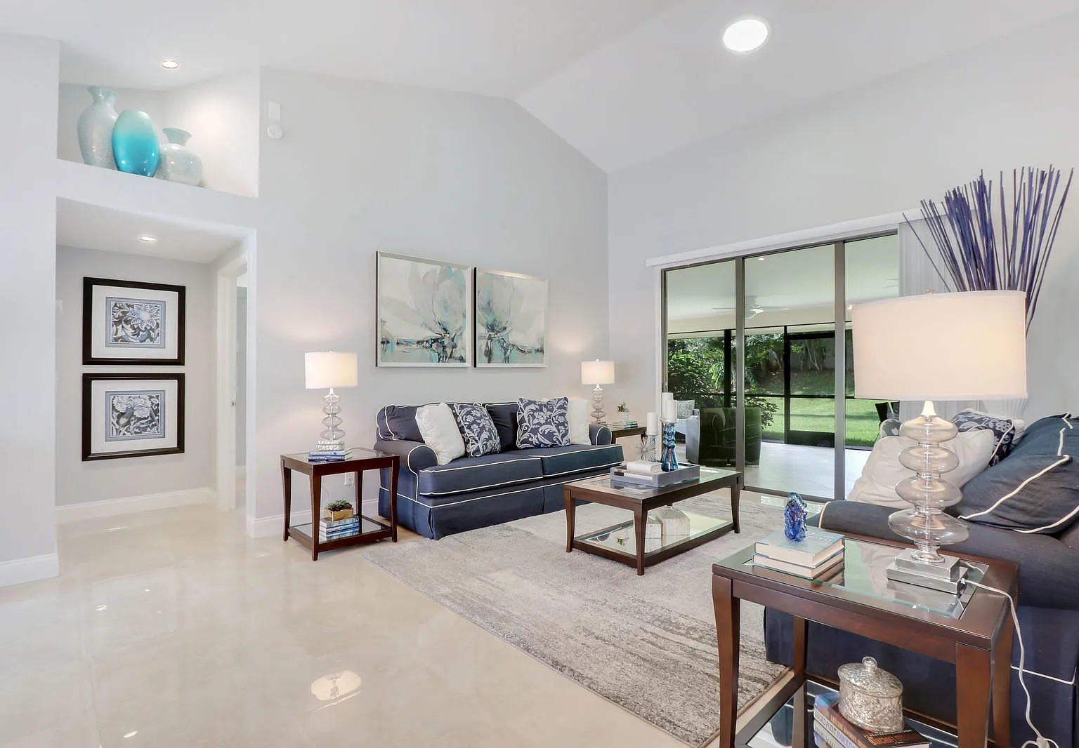 4 bed, 3.0 bath, 2529 sqft, $6,500 — Photo 1