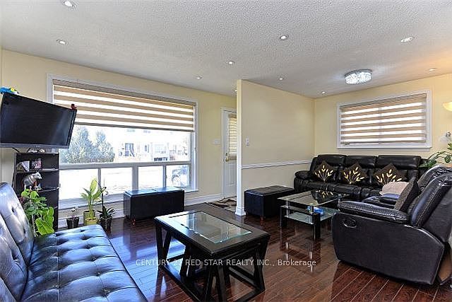 1st image of 65 Newstead Cres
