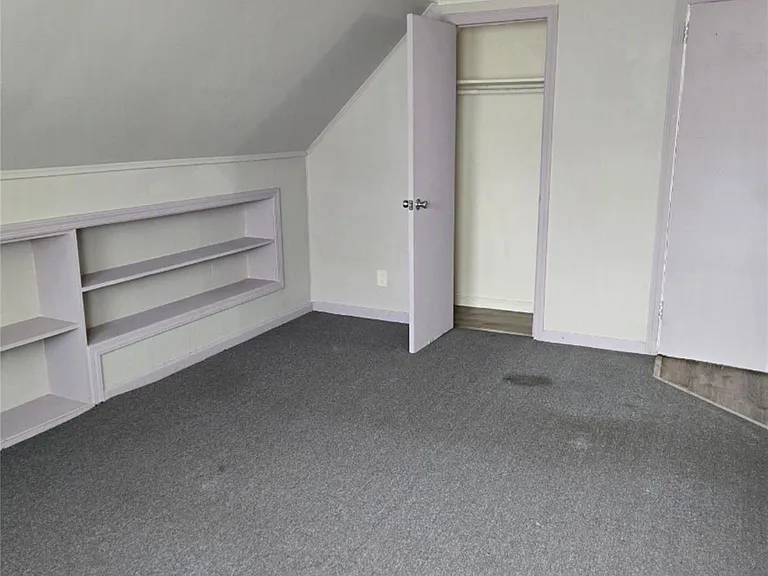 717 Henry St #2 — Photo 11