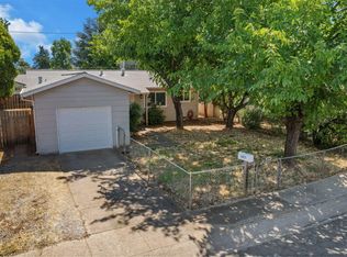 3971 Meteor St, Redding, CA 96002