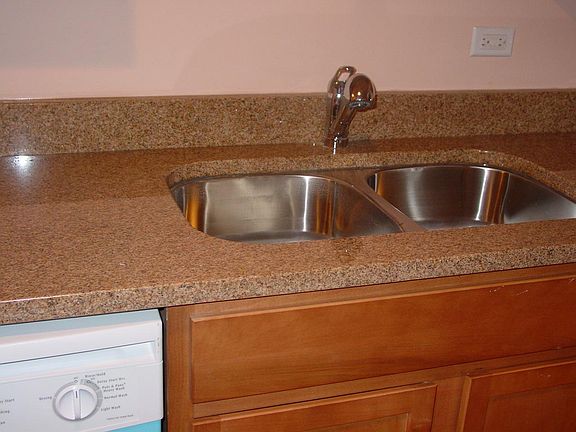 5th image of 4604 N Monticello Ave #1G