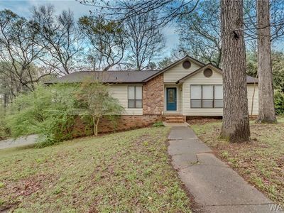 2004 Dover Bay Ct, Northport, AL, 35473