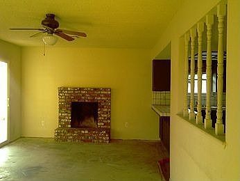 3rd image of 601 E Cottonwood St