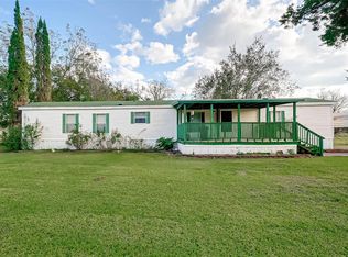 527 Sunset Dr, Wharton, TX 77488