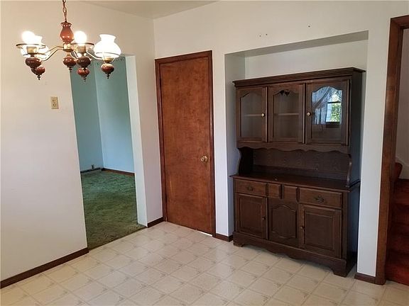 5th image of 138 Depot St
