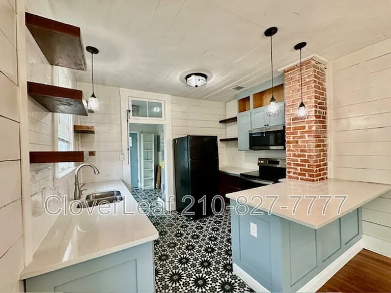 151 Paul St — Photo 9