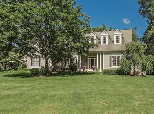 510 Woodland Ct, Chagrin Falls, OH 44022