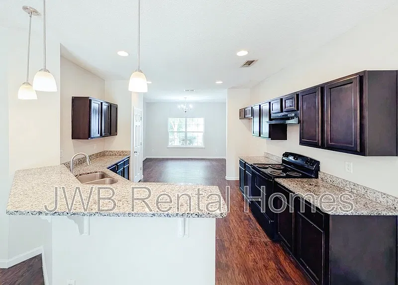 Westside — Photo 2