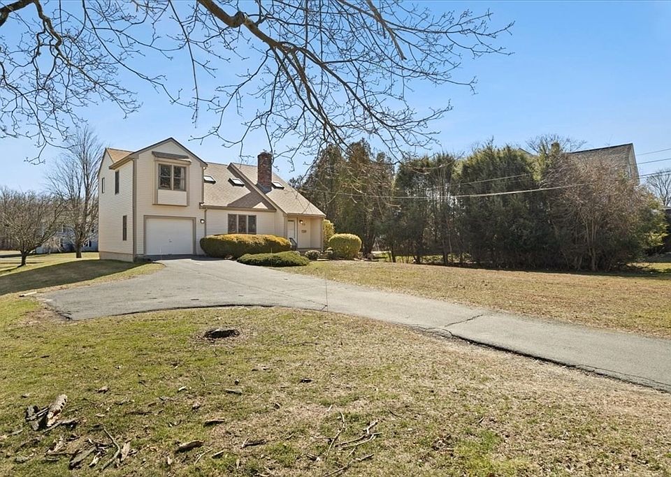 72 Linden St, Taunton, MA 02780 Zillow