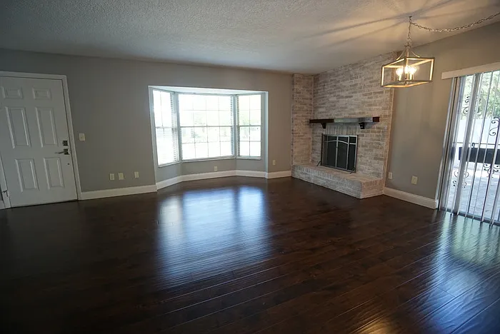 3323 W Swann Ave — Photo 6