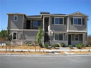 2472 Orleans St photo 1
