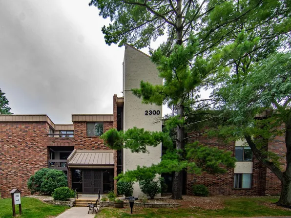 2300 West Good Hope ROAD #339, Glendale, WI 53209