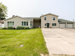 7293 Vine Rd, Lexington, MI 48450