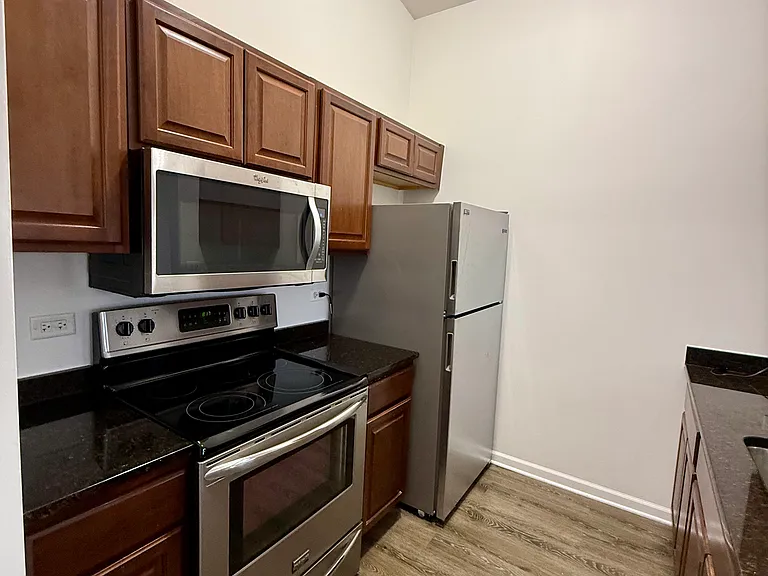 1363 Cunat Ct #3B — Photo 2
