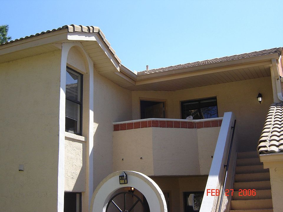 Corner Unit