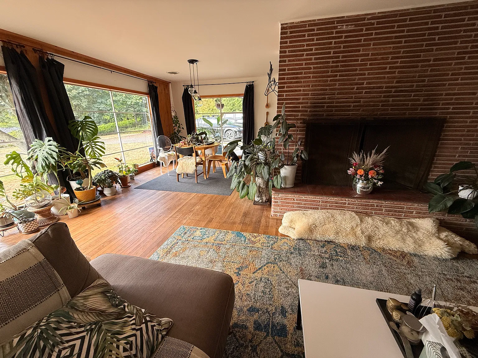 3 bed, 1700 sqft, $4,200 — Photo 3