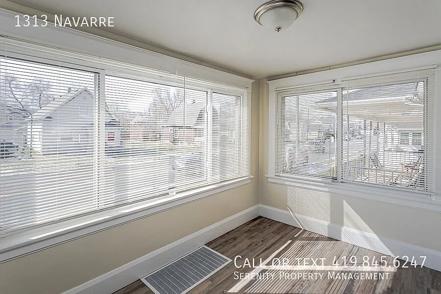Room to Gather, Relax & Get Cozy! — Photo 3