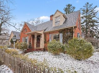 2006 Centeridge Rd, Kalamazoo, MI 49008