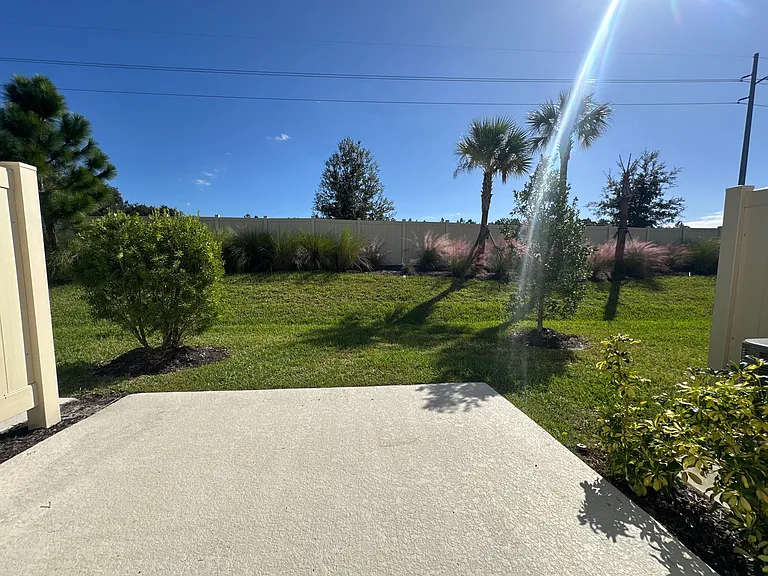 2408 Paravane Way — Photo 32
