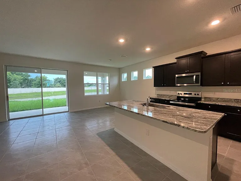 3616 Mossy Limb Ct — Photo 4