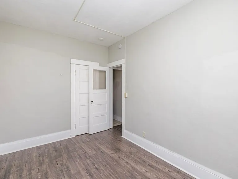 150 11th St #7 — Photo 7