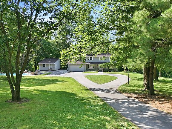 4th image of 1464 Hilltop Rd