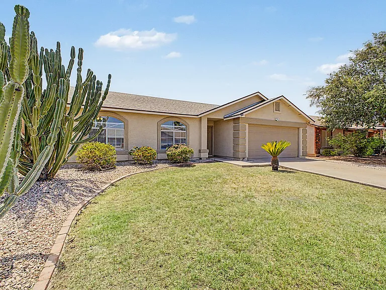 2049 E San Tan Ct — Photo 5