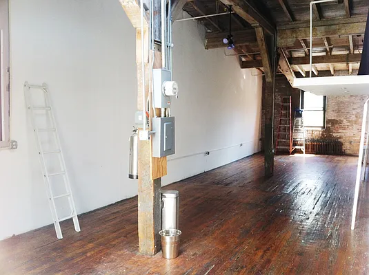 Rented by In Haus LLC | media 18