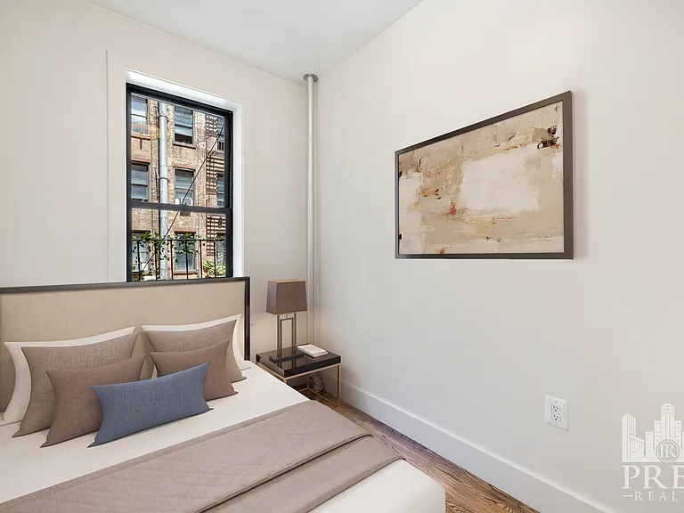 429 E 65th St #7 — Photo 5