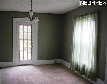 2nd image of 174 Humbolt Ave