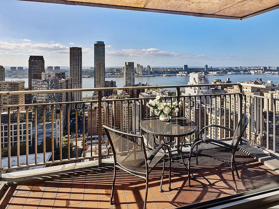 1st image of 201 W 70th St APT 36K