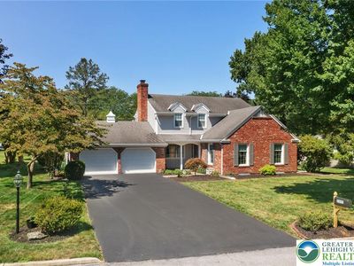 2892 Edgemont Dr, Allentown, PA, 18103