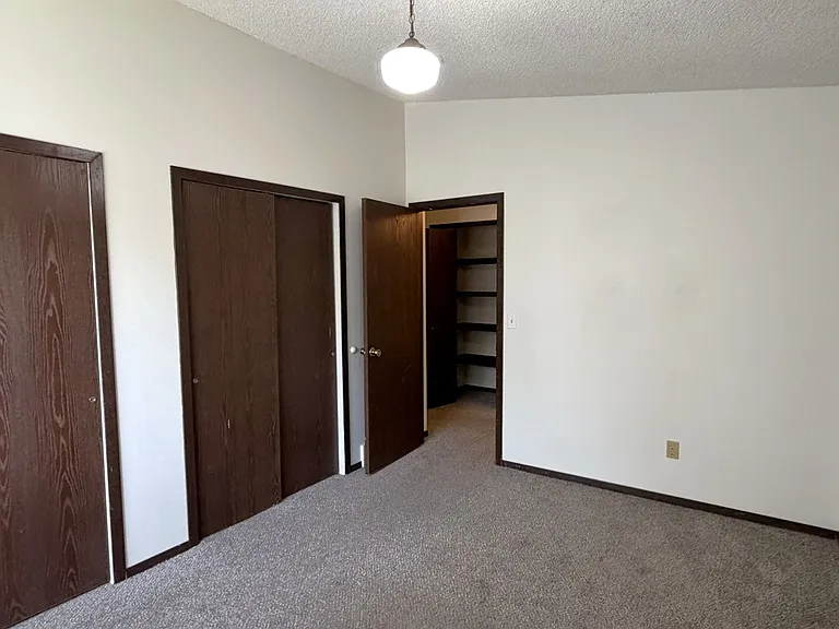 1031 Davidson Dr — Photo 12