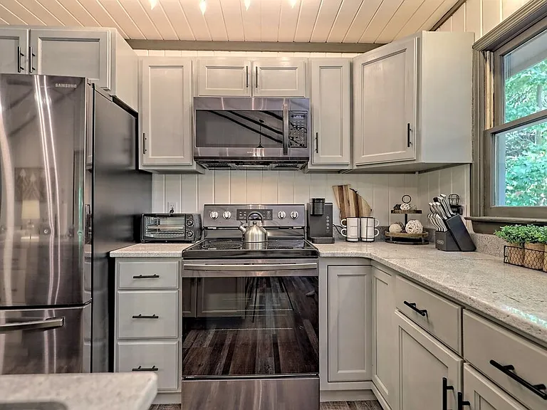 63 Mint Ln — Photo 6