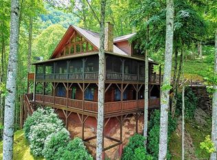 60 Dotsu Trl, Maggie Valley, NC 28751