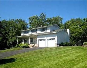 1st image of 72 Guernsey Dr