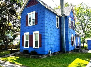 32 Sunnyside St, Lockport, NY 14094