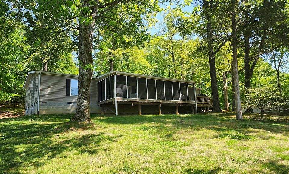 1st image of 218 Meadow Ln