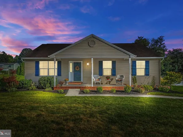 405 Linden Ave, Red Lion, PA 17356