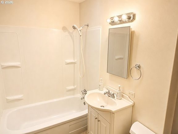 5th image of 1127 SE 89th Ave