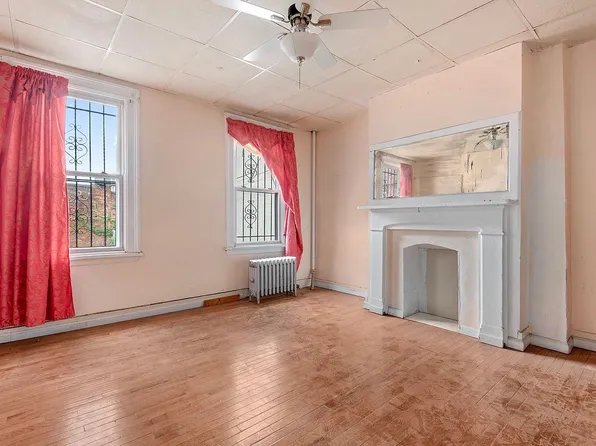 363 Kosciuszko St, Brooklyn, NY 11221