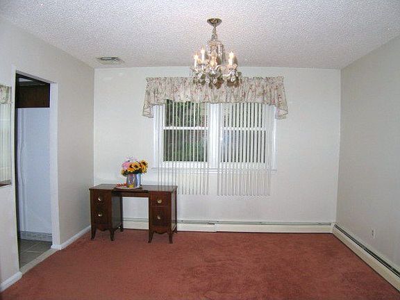 4th image of 801 Wilde Ave
