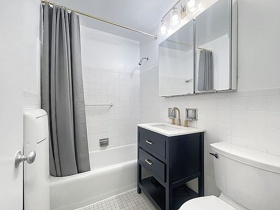 3rd image of 330 E 33rd St APT 14G