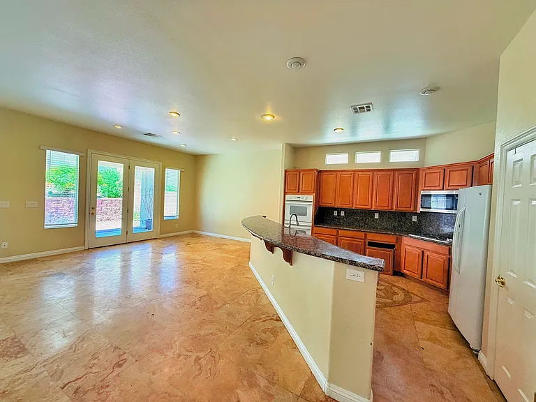 7225 Fern Meadow St — Photo 41