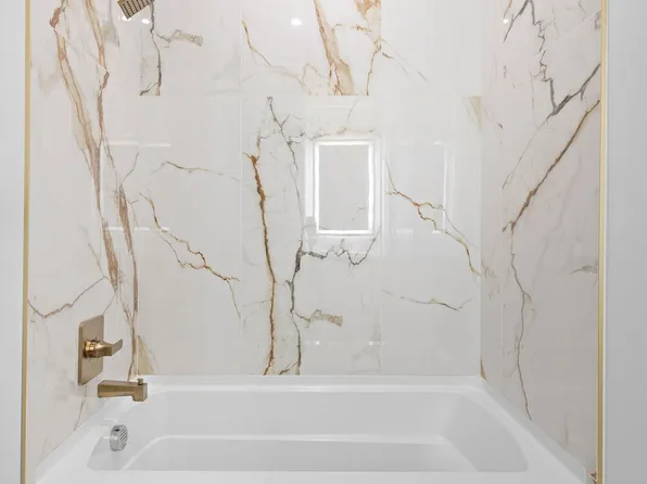 4525 Bergenwood Avenue image 42 of 74